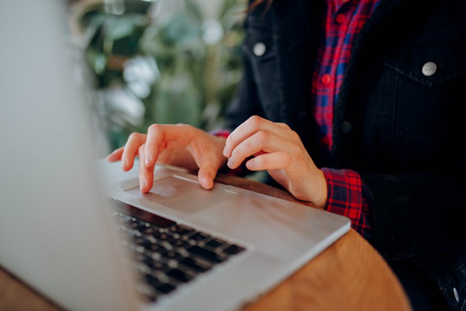 10 Effective Strategies to Build Extra Income Online Today