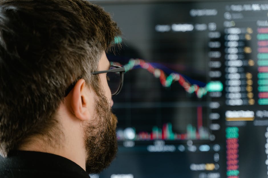 5 Smart Strategies for Investing Wisely During Economic Downturns
