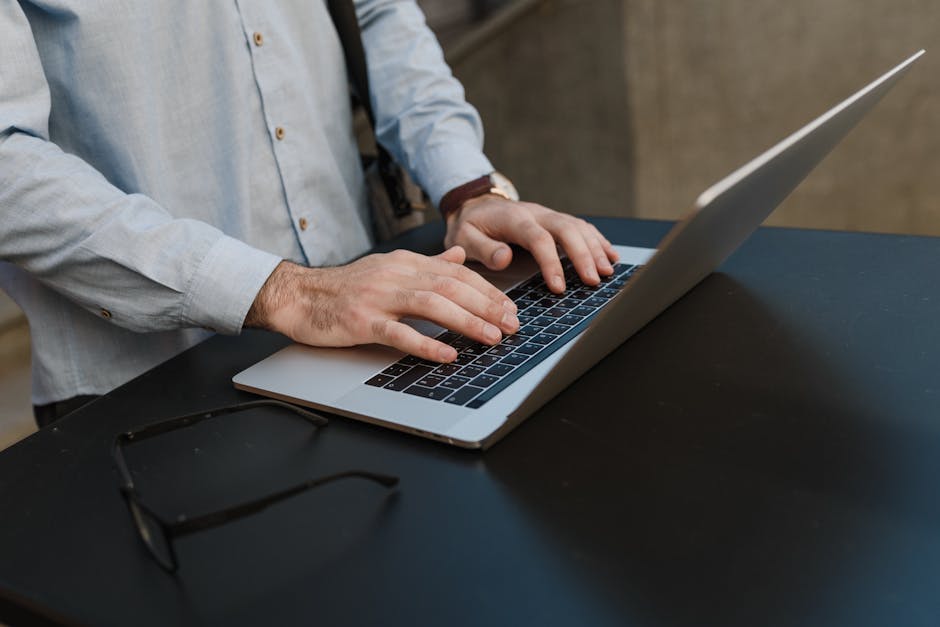 10 Side Hustles You Can Start From Home Today