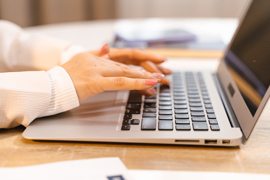 5 Digital Income Streams for Beginners to Start Today