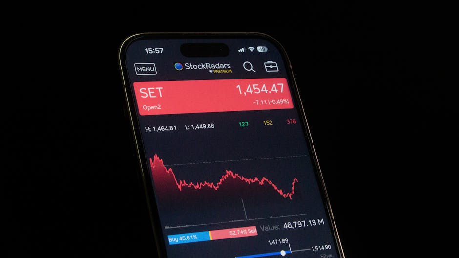 How Can Investors Reduce Risk Without Predicting Markets?