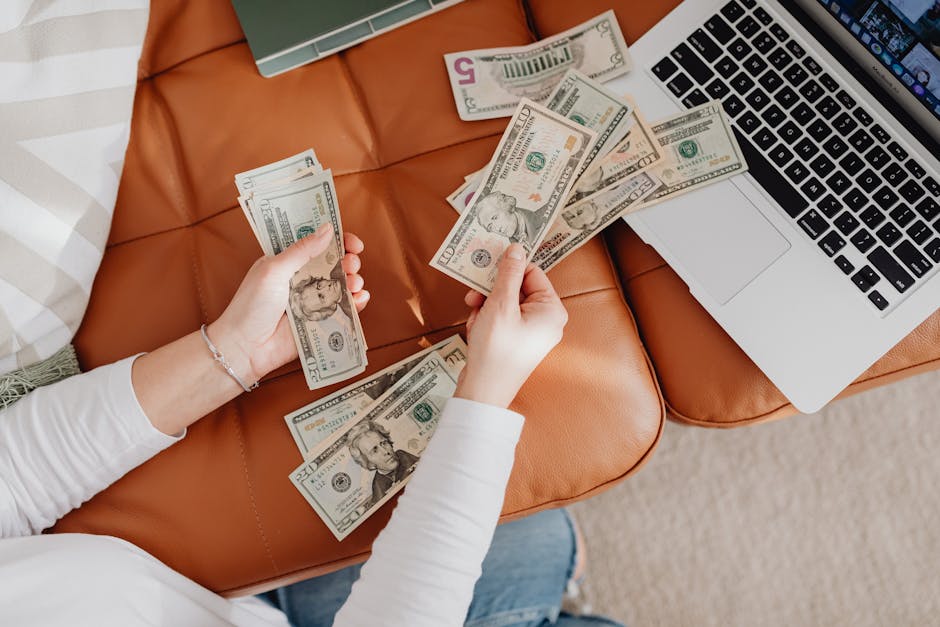 Unlocking Extra Income: A Guide to Earning Online Without Quitting Your Job