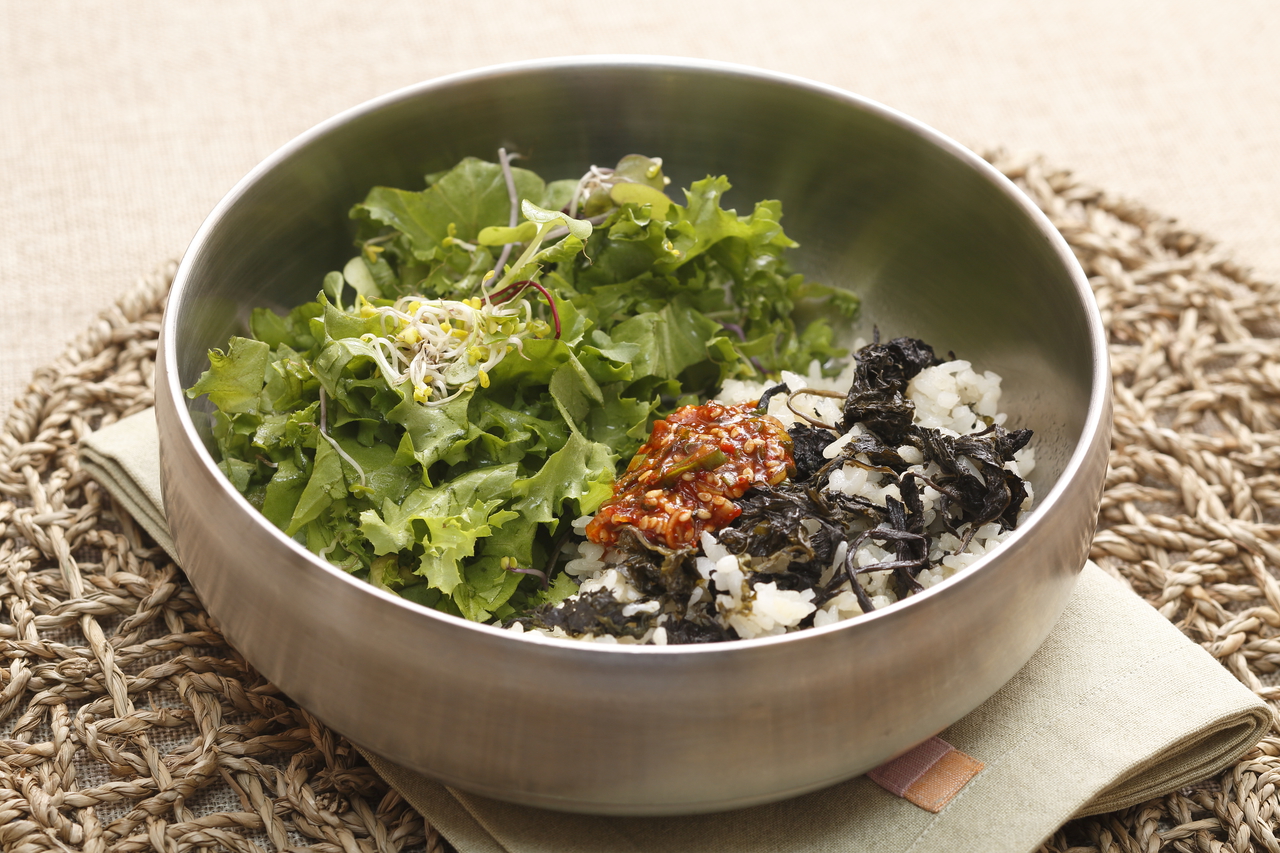 Exploring Korean Cuisine: A Mirror to the Korean Way of Life