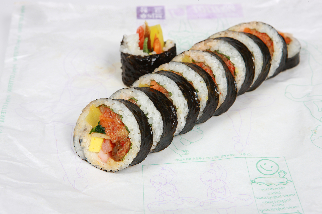 Exploring the Vibrant Culture of Korean Street Food